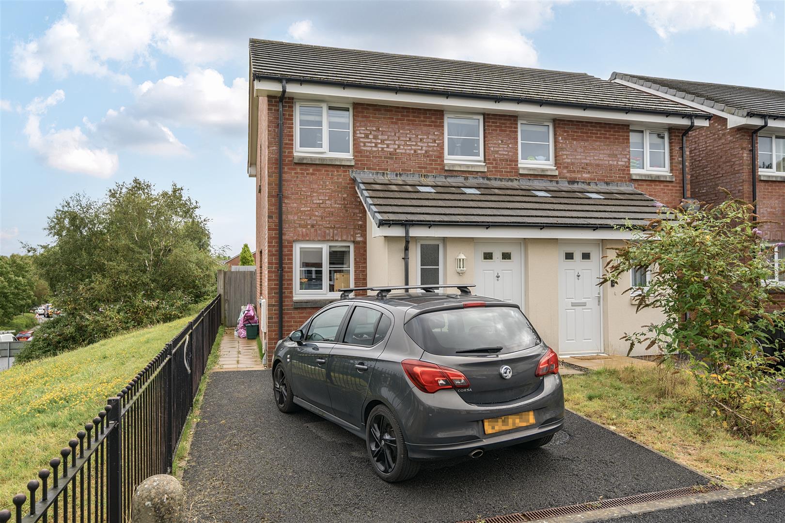 Morris Drive, Pentrechwyth, Swansea, SA1 7EG
